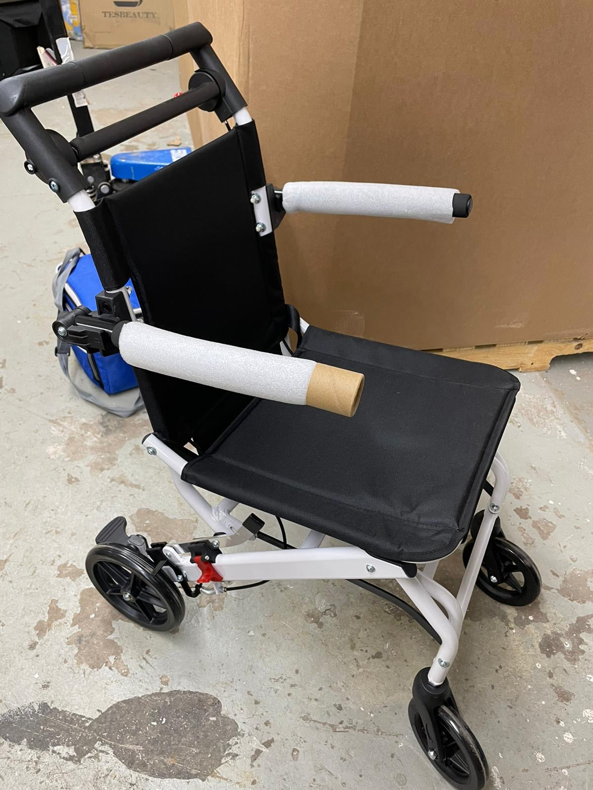 urge medical Portable Folding Wheelchair, Travel Wheelchair with handbrake, Ultra-Light Wheelchair for The Elderly and Children (with Bag)...