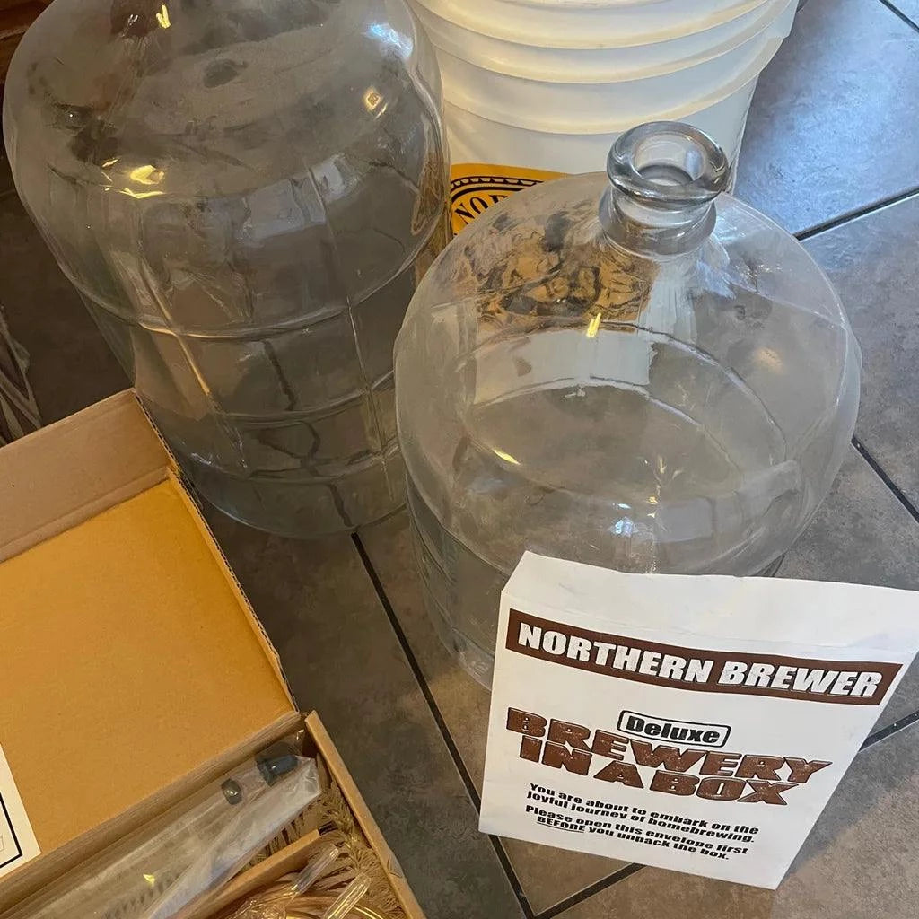 NORTHERN BREWER Deluxe Homebrew Starter Kit - Selzalot